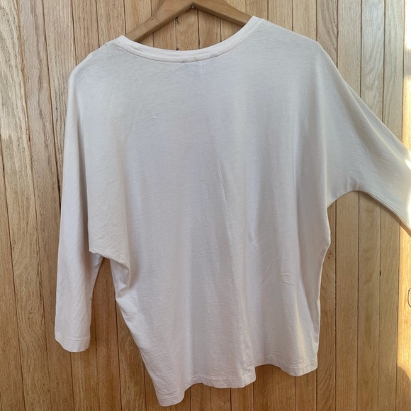 Banana 🍌 Republic - soft crew 3/4 sleeve Tee - Picture 2 of 7